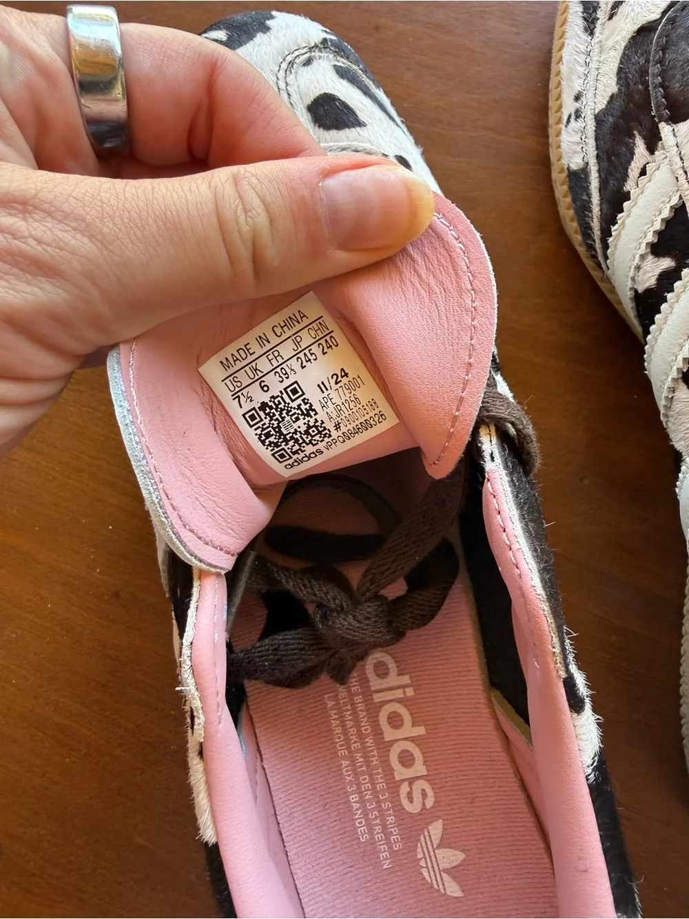 New! ADIDAS Sambas OG Cow Print Sneakers Size 7.5